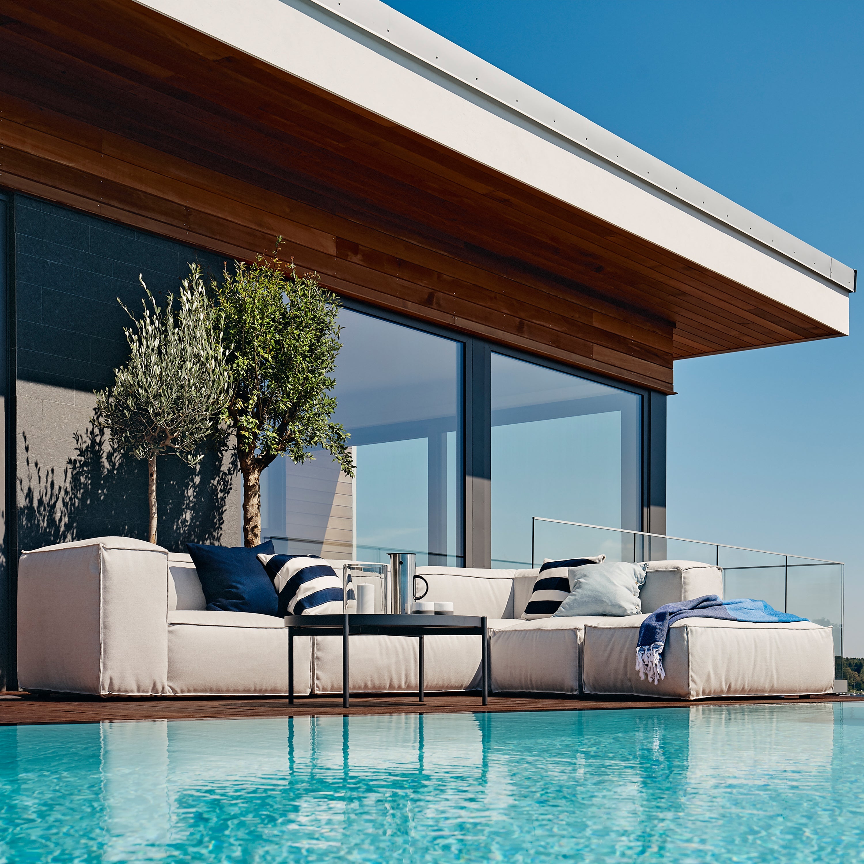 Skargaarden Asker 3-Seater Outdoor Sofa
